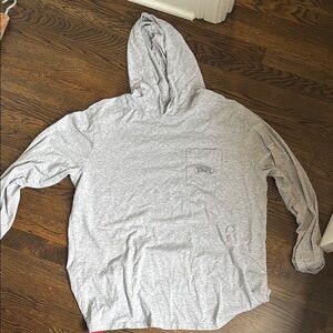 Vineyard Vines- Hoodie T Shirt XL